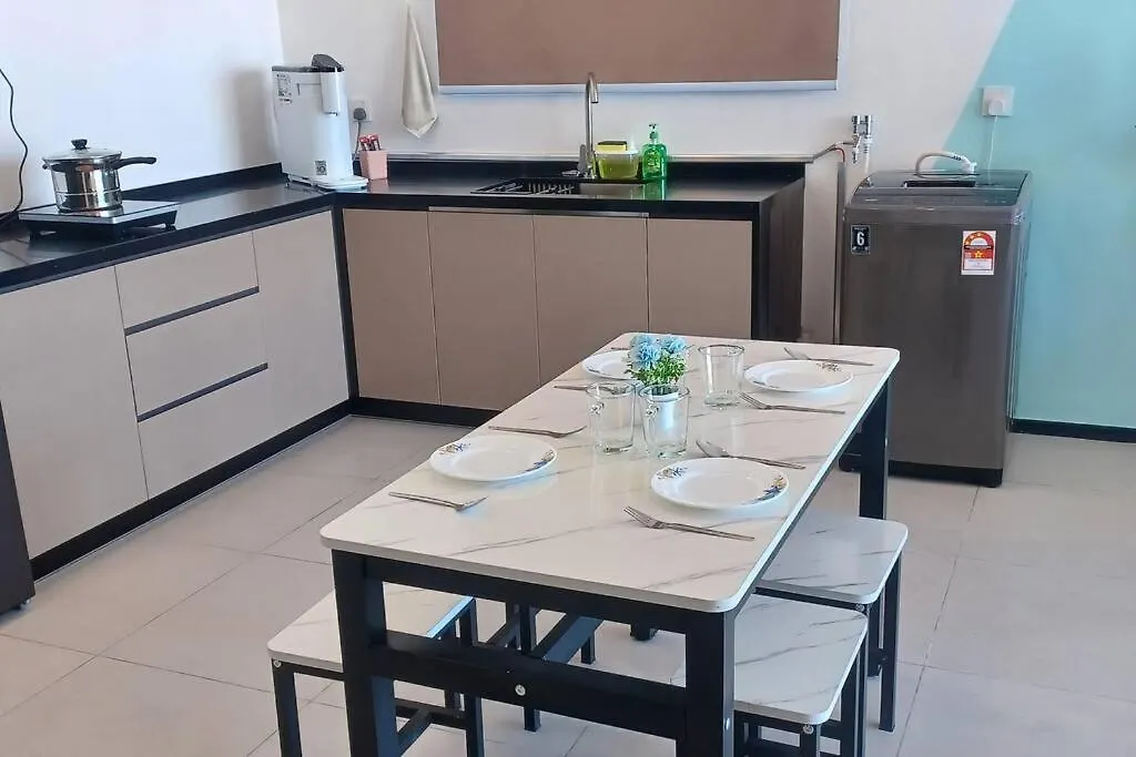 公寓 Stylish Urban Suite Penang - With Infinite Pool 日落洞