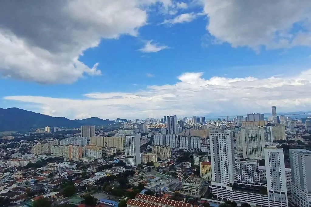 Stylish Urban Suite Penang - With Infinite Pool 日落洞 公寓