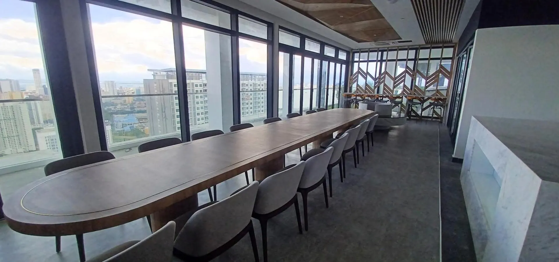 公寓 Stylish Urban Suite Penang - With Infinite Pool 日落洞