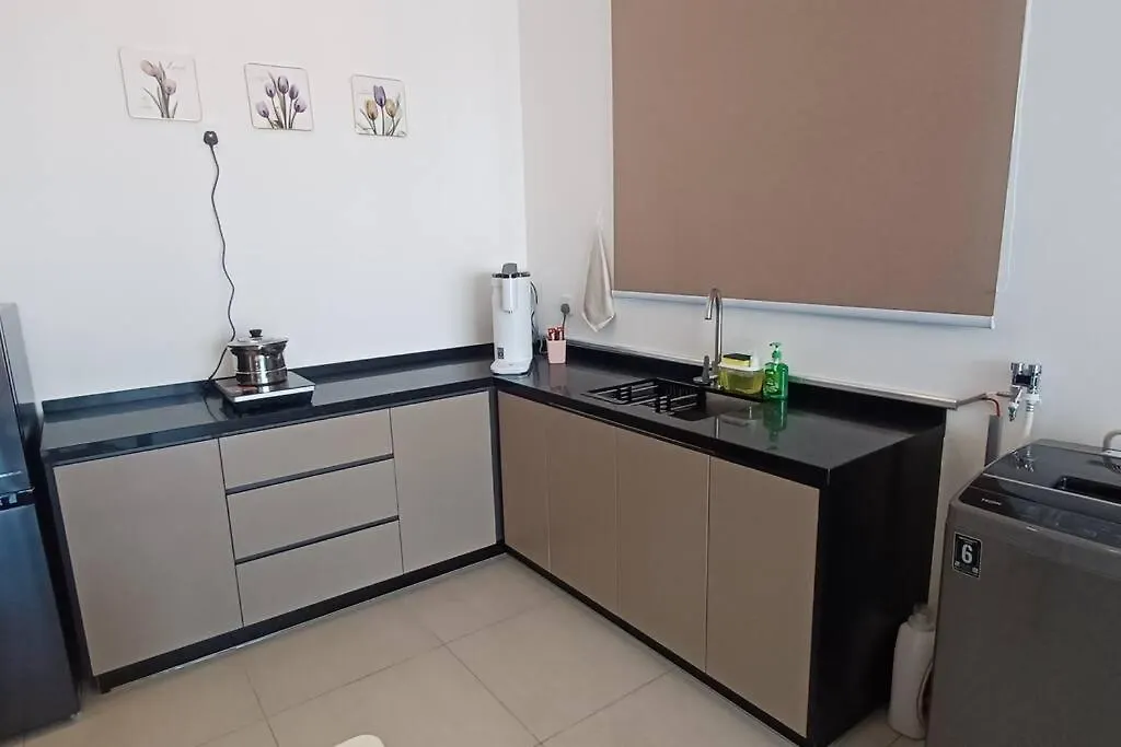 Stylish Urban Suite Penang - With Infinite Pool Jelutong Malaysia